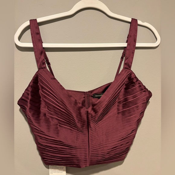 Women's/Teen's Crop Satin Maroon Colored Crop Top - Abercrombie & Fitch -Size M - Picture 8 of 14